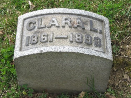 Clara Noe Headstone